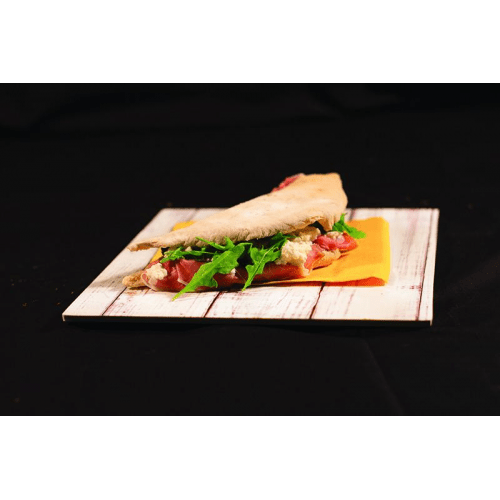 2 )  PROSCIUTTO CRUDO PARMA 24 MESI, STRACCIATELLA DI BUFALA E RUCOLA.	
