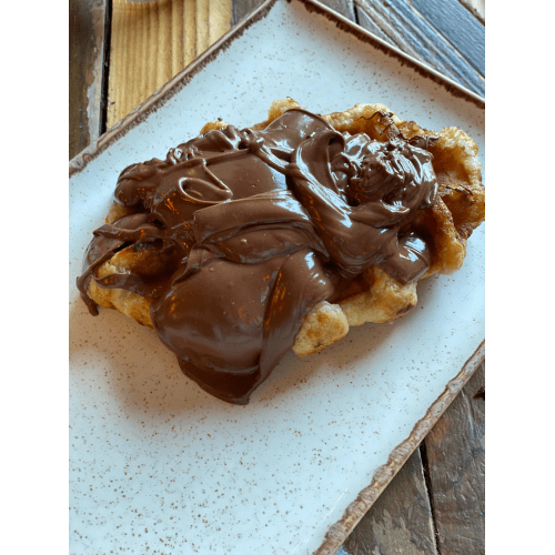 WAFFLE CON NUTELLA 